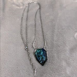 Retired Chloe + Isabel pendant necklace